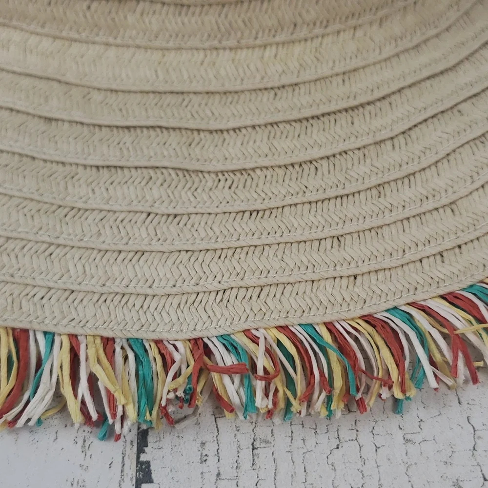 Old Navy straw paper beach hat with colorful edge detail Size L/XL - Picture 2 of 7